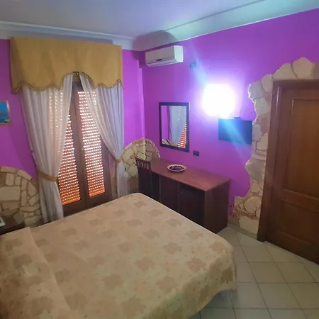 Ginevra 2 Неаполь